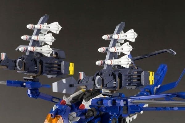 Kotobukiya HMM ZOIDS 1/72 RZ-010 Pteras Bomber Marking Plus Ver. Plastic Model Figure - Image 9